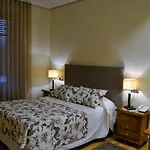 Villegas מלון 3*