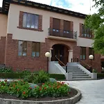 Villegas 3*