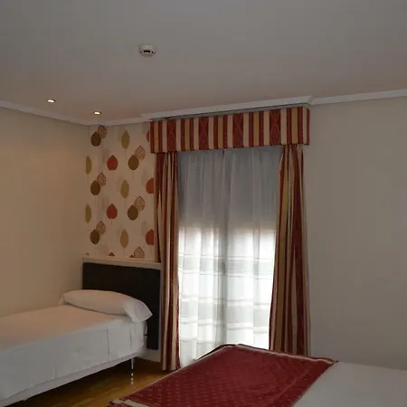 Villegas Hotell Valencia de Don Juan