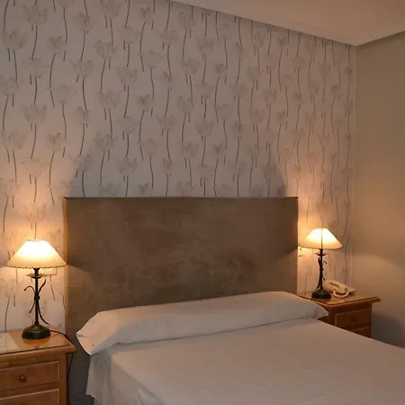 Villegas Hotell 3*