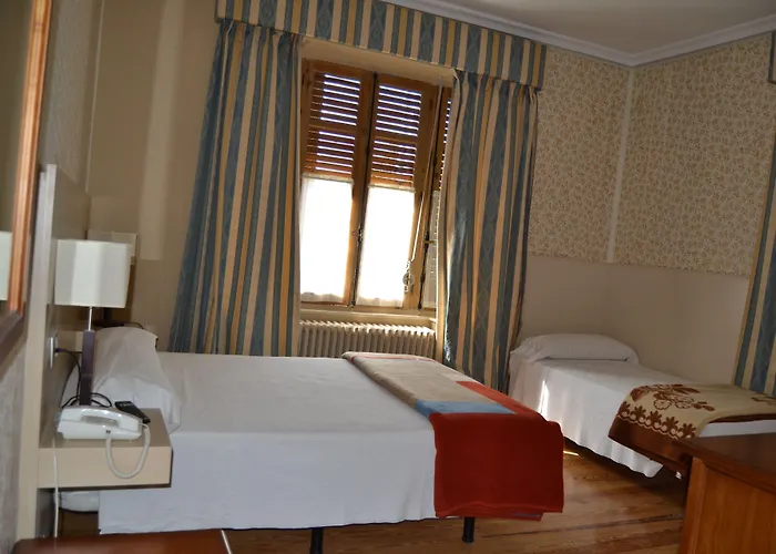 Villegas 3* Valencia de Don Juan