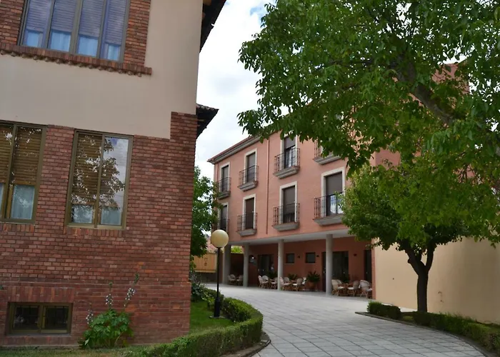 Villegas 3* Valencia de Don Juan